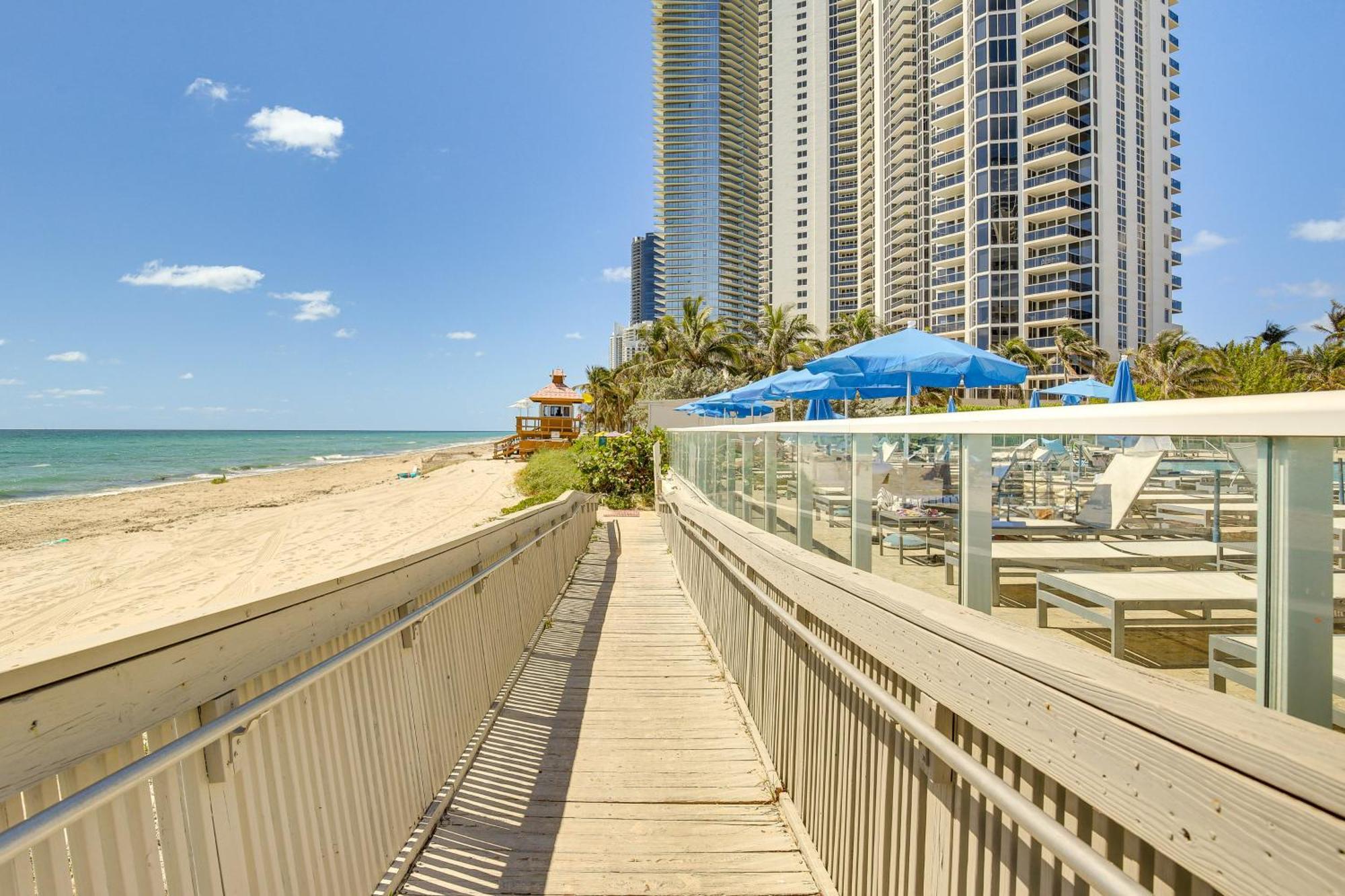 Sunny Isles Beach Resort Studio With Ocean Views Extérieur photo